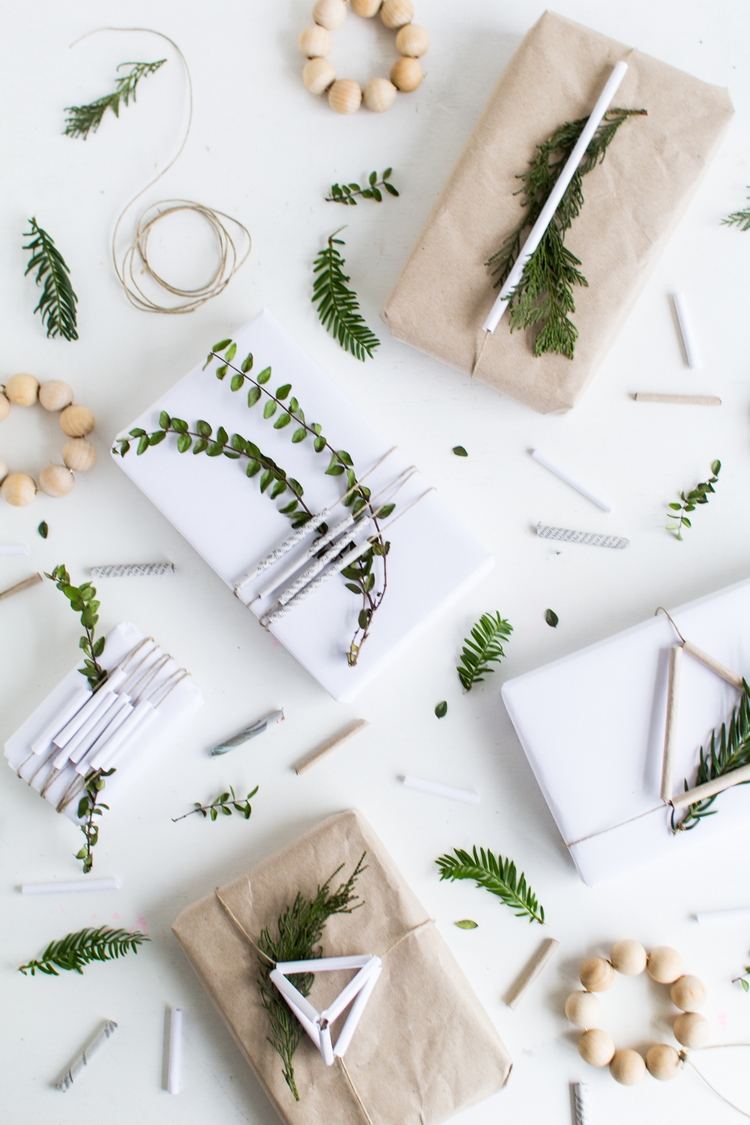 kutilstvo Himmeli vyrob si darčekové balenie sám jedľové konáre papierové slamené prilby