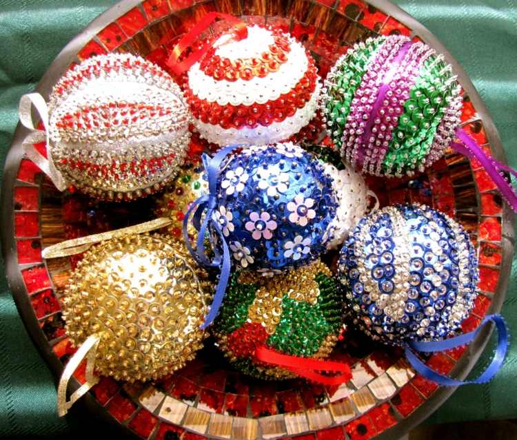 jedľa-ozdoby-ozdoba-trblietky