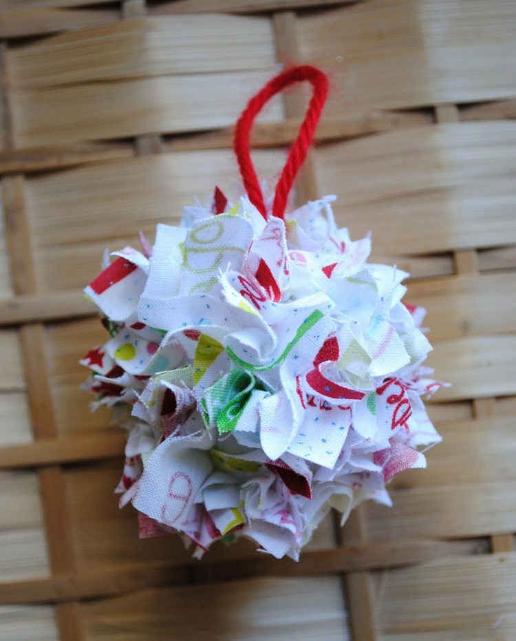 ozdoby-jedľa-tkanina-drotár