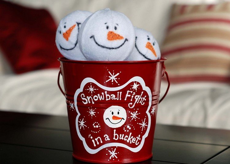 snehové gule drotár plsť polystyrén jednoduchý nápad deti