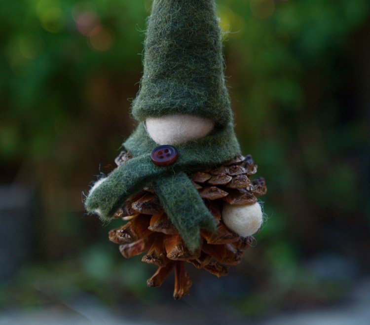 Remeslá-borovica-borovica-plstený trpaslík