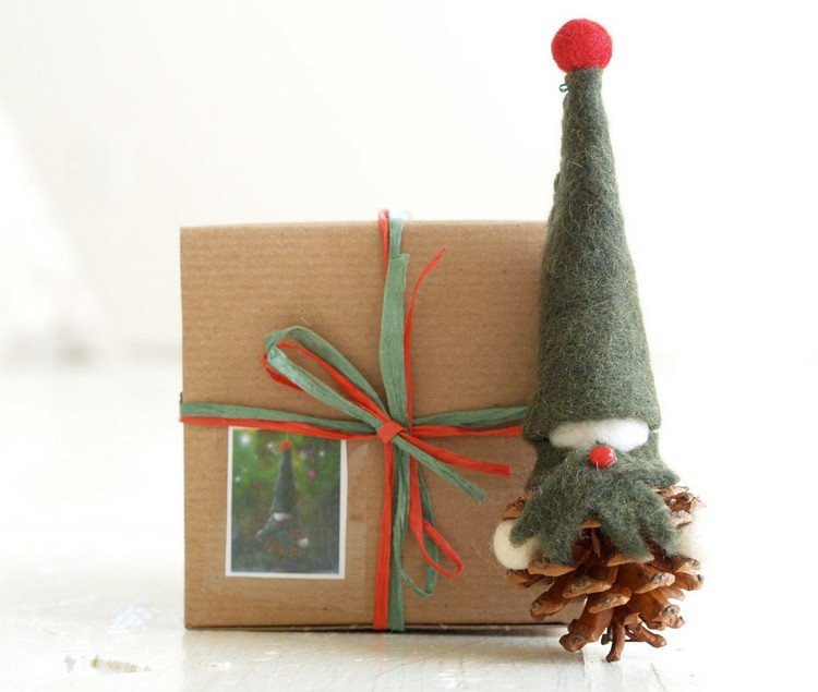 Ručné práce-šišky-trpasličí-plsť-darček-ozdobiť