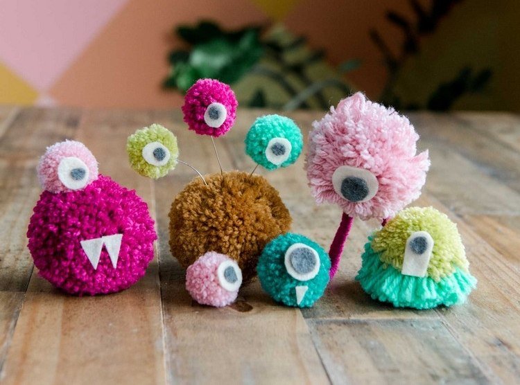 Remeselné výrobky z vlny pre deti, aby ste si vlastnoručne vyrobili vlnené príšery