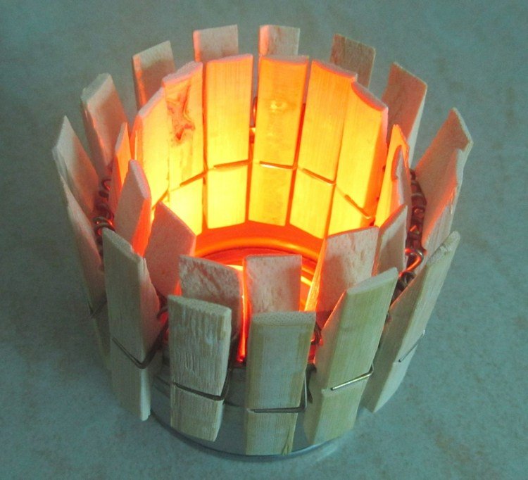 drotárske-štipce na prádlo-veterné-svetlo-jednoduché-sviečky-romantické-svetlo