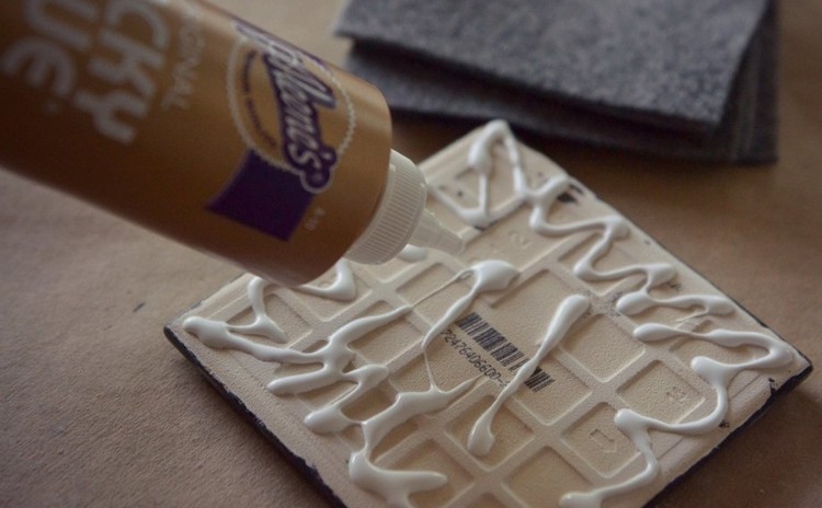 drotár-vianočné darčeky-podložky-podnos-dlaždice-plsť-kusy