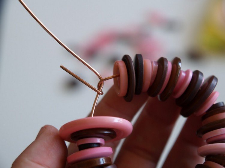 drotár-vianočné-darčeky-vianočné-strom-dekorácie-viazacie-konce-drôtu