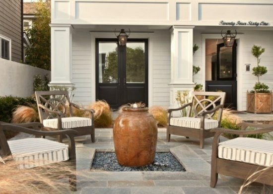 Kamenná dlažba do záhradnej fontány