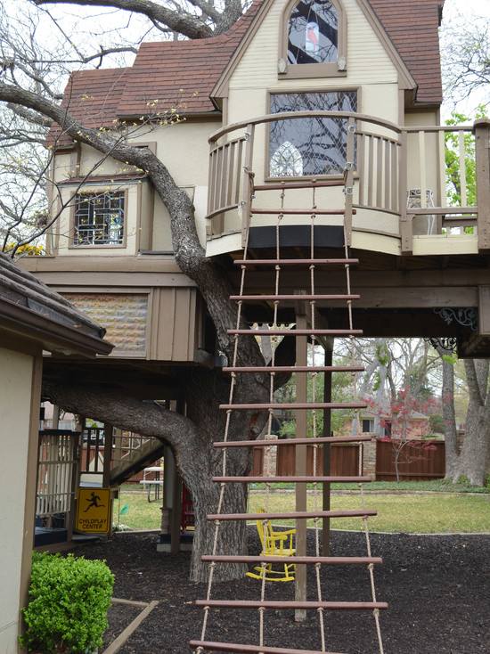 vybavenie detského ihriska ihrisko lezecké siete rebrík-strom domček dizajn