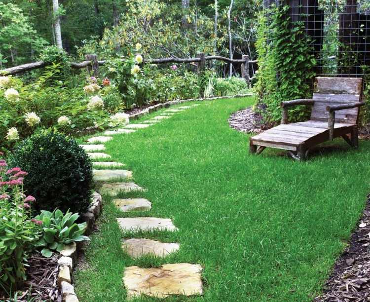 Posteľná budova-prírodný kameň-lemujúce prvky-okraj trávnika