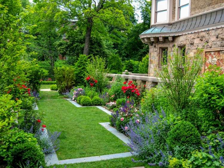 Posteľné-stavebné-betónové-dlažobné-kamene-lemovanie