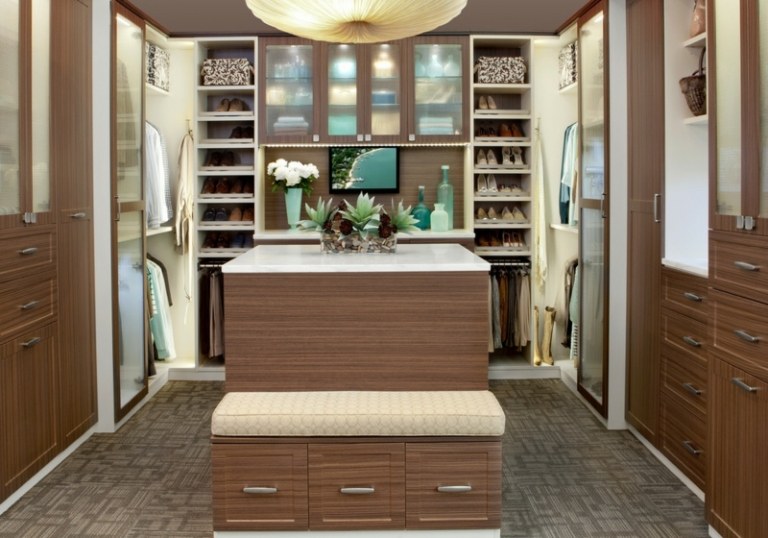 Vstavaná skriňa-vstavaná vlastná izba-rozvod drevený nábytok