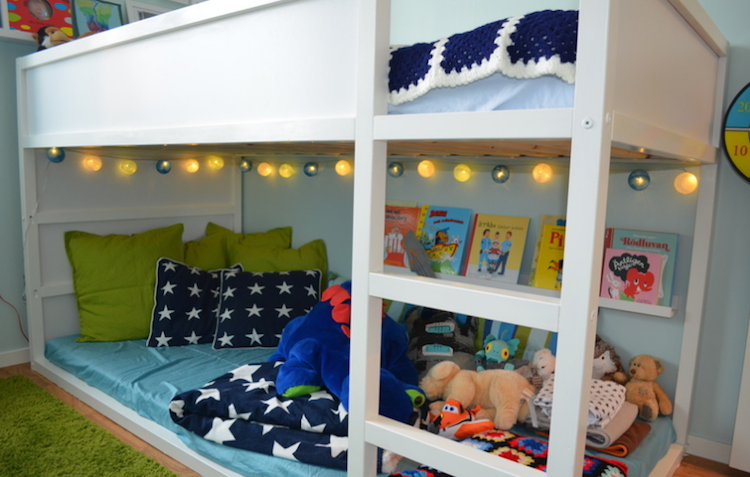 osvetlenie-detská izba-podkrovná posteľ-nočná lampa-urob si sám
