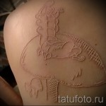 tatouage peinture blanche - une photo avec un mode de réalisation du motif fini de 29032016 2