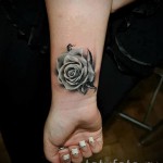 Tatouages ​​rose blanche - fotó avec un mode de réalisation du motif fini de 29032016 1