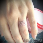fehér tetoválás az ujján - kép a 29032016 kész minta megtestesítőjével 1