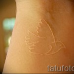 fehér tetoválás a csuklón - fotó a kész rajz egyik változatával a 29032016 -ból 3