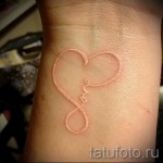 fehér tinta tetoválás - fotó a kész rajz egyik változatával a 29032016 -ból 3