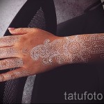 fehér henna tetoválás - fotó a kész rajz egyik változatával a 29032016 -ból 1