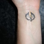 tetoválás fehér szárnyakkal - fotó a kész rajz egyik változatával a 29032016 -ból 6