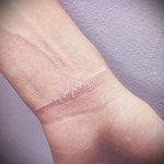 tetoválás fehér tintával - fotó a kész rajz egyik változatával a 29032016 -ból 3