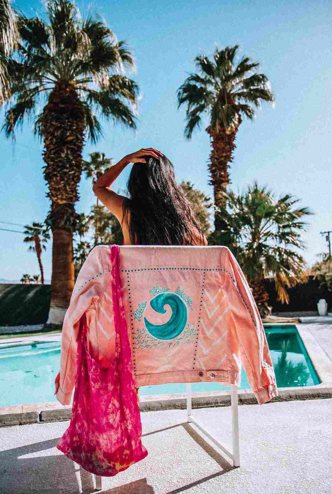 maľované riflové bundy motívy ružových vĺn nápady nápady na letné slnko