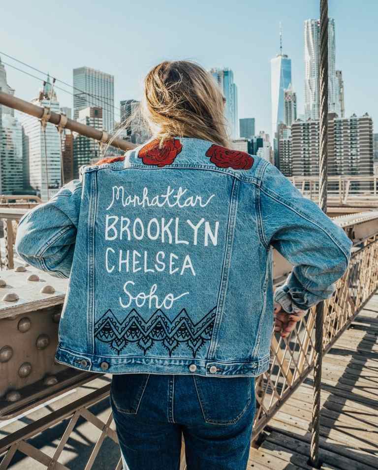 maľované džínsové bundy ženy nápady červených písmeniek