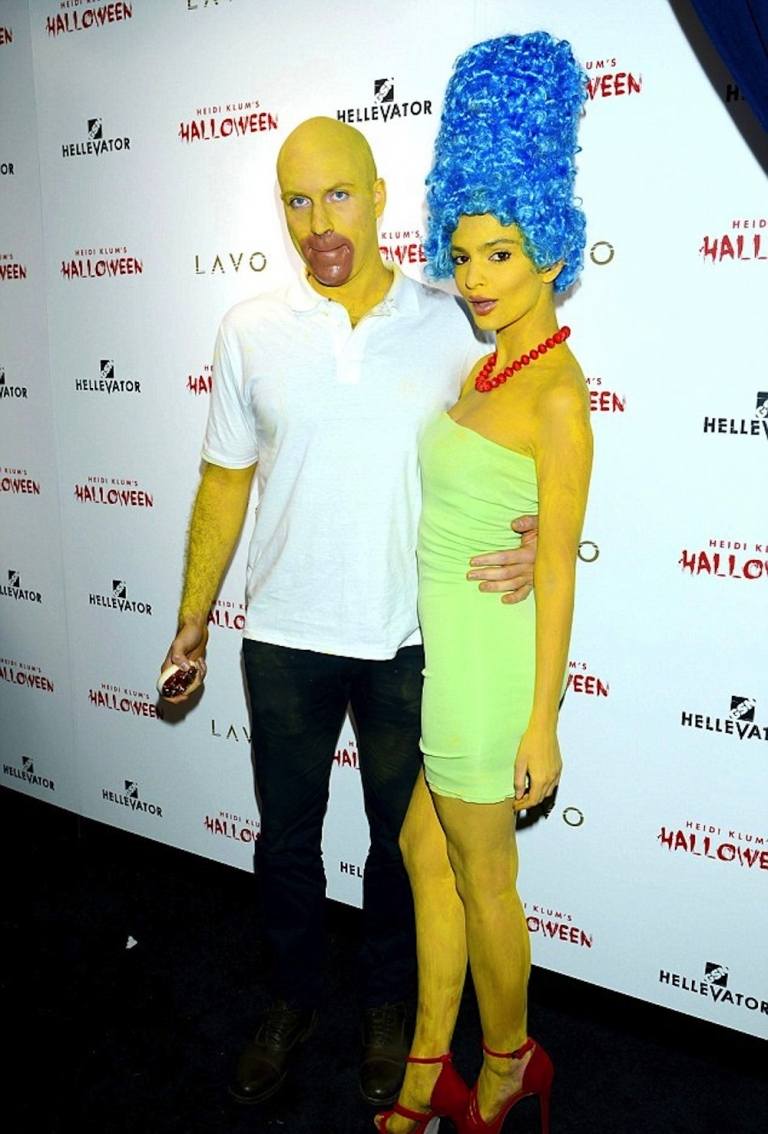 Pár nápadov na kostýmy, vtipné kostýmy Homera a Marge Simpsonovej, urobte sami seba