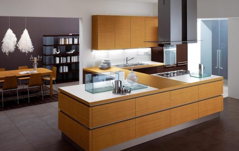 Skrinky Best-Color-Kitchen-Magnolia-Purple-Wall-Oak