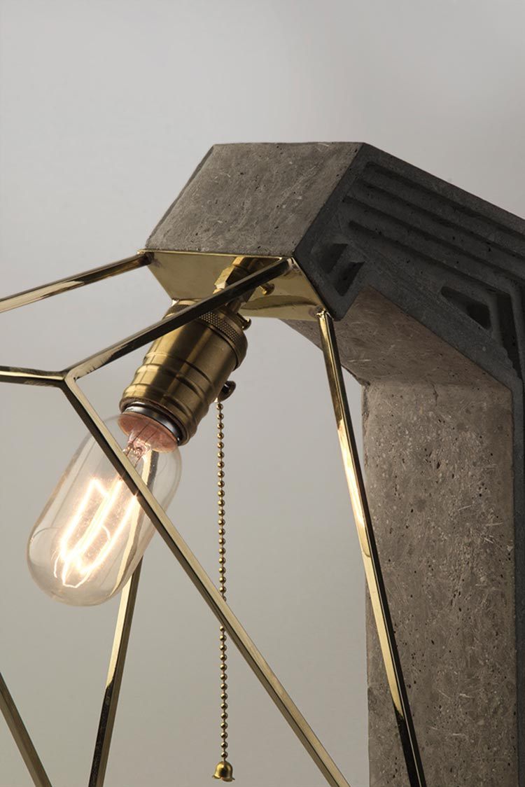 moderné svietidlo tvarované geometrickými tvarmi betónový dizajn-bytové doplnky-lampa-stolná lampa-kov-cement-vinobranie