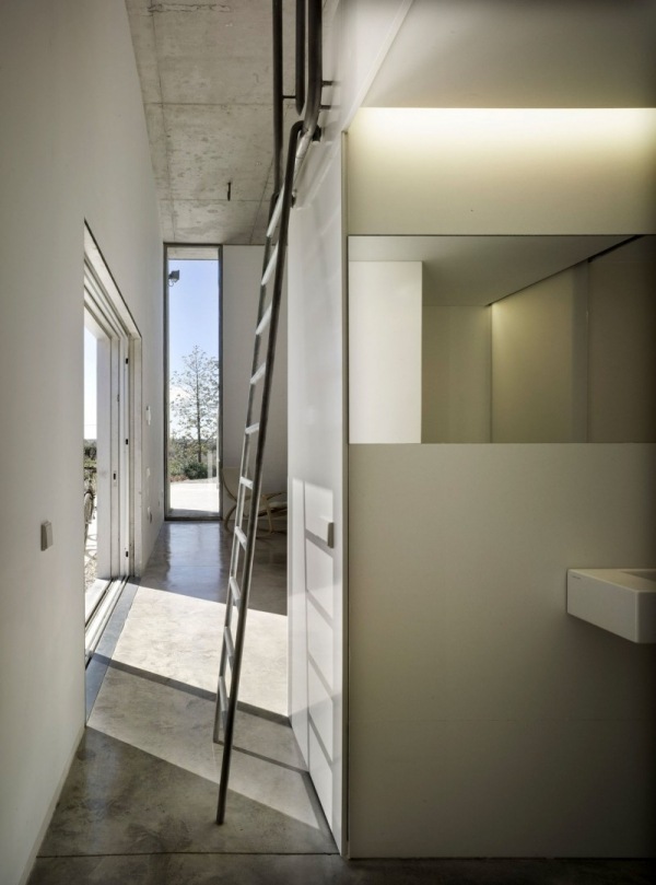 Podkrovný podkrovný vidiecky dom