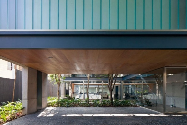 Strešná terasa architektúra betónového domu-UNA Brazília Sao Paolo