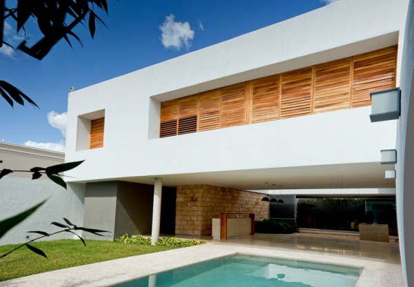 Drevené rolety ochrana pred slnkom