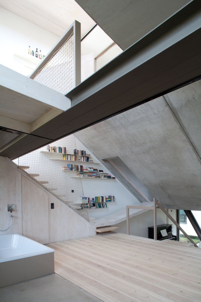 Interiérový dizajn jednoduchý, minimálny počet materiálov