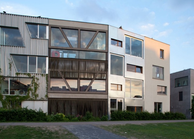 projekt sa skončil v roku 2012 berlínsky múr mestský dom b14