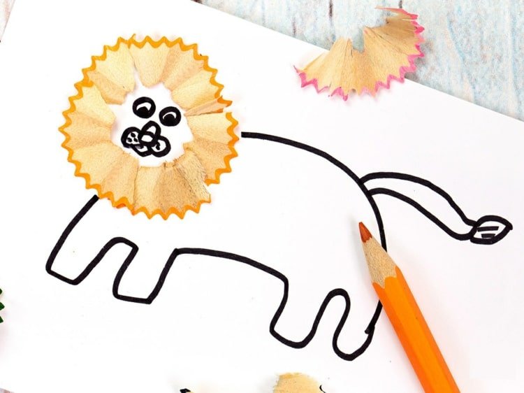 Lev v tvare levej hrivy a tela natretého fixkou