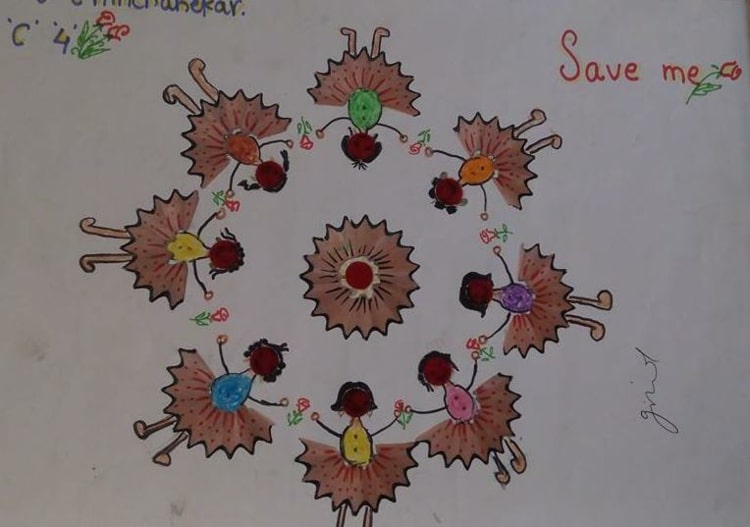 Tancujúce dievčatá so sukňami vyrobenými zo zvyškov detí