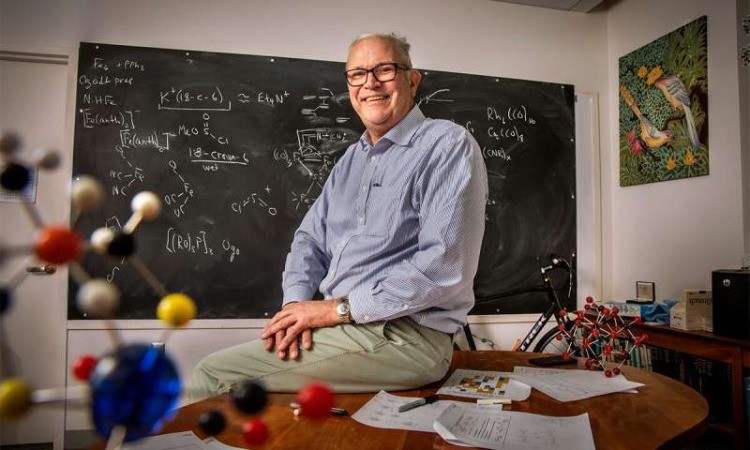 chemici a vedci hľadajú alternatívne zdroje energie bio enzýmy