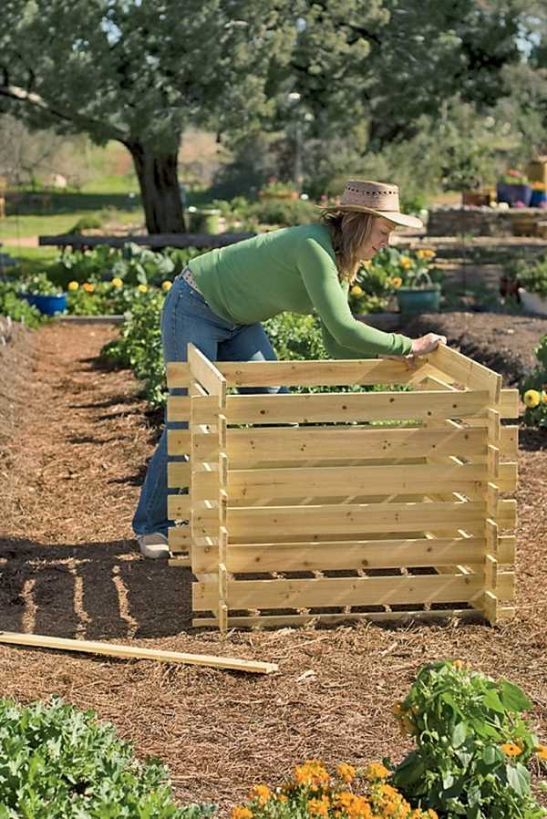 Dobrá ventilácia proti kompostéru odolnému voči hubám Dobrá ventilácia na vybudovanie kompostéra odolného voči hubám