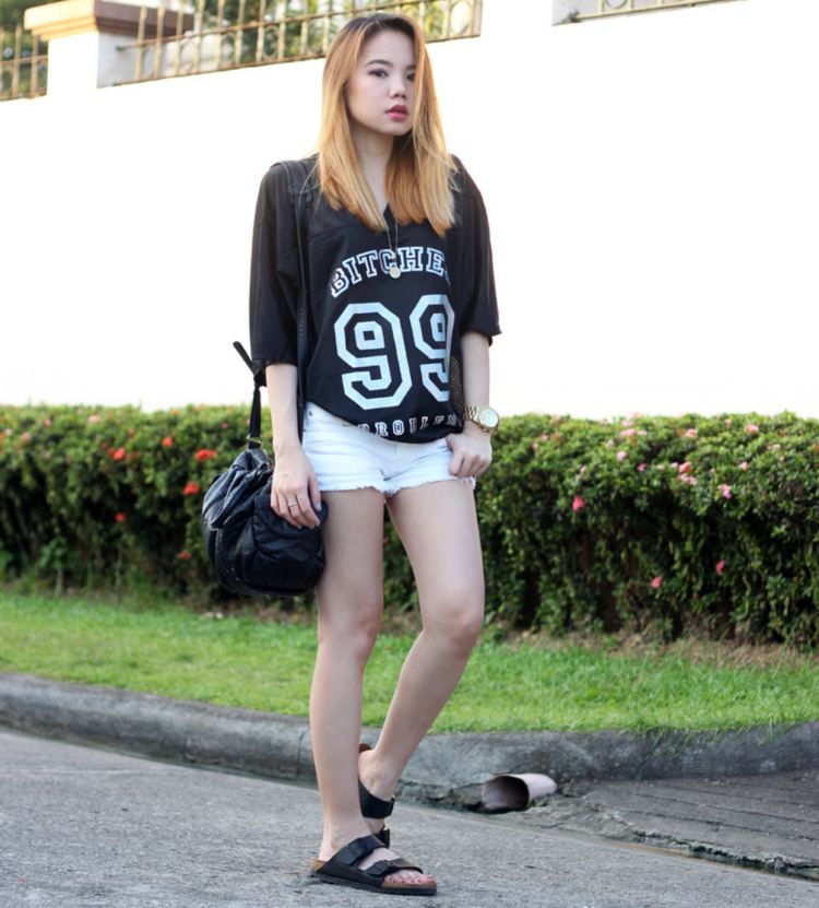 outfity birkenstock šortky oversize mikina