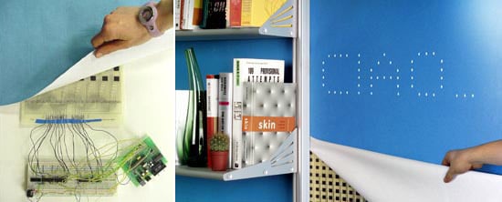 Vzor návrhu interaktívnych tapiet s textom premietaným na stenu