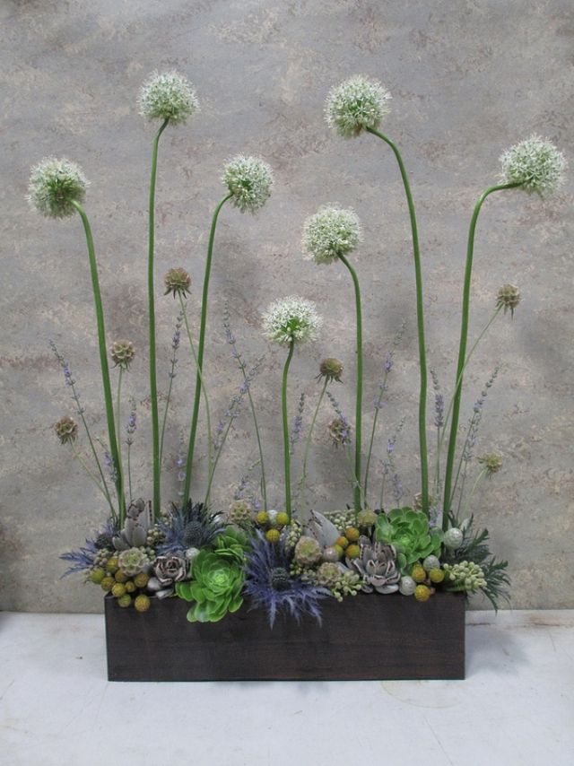 Interiérové ​​nápady aranžovaných kvetinových ozdob a ozdobené sady