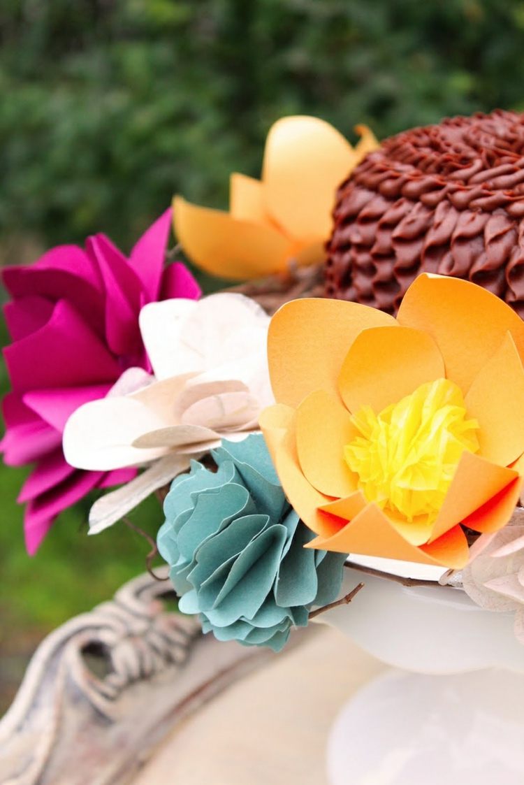 kvety-drotár-konštrukcia-papier-farebné