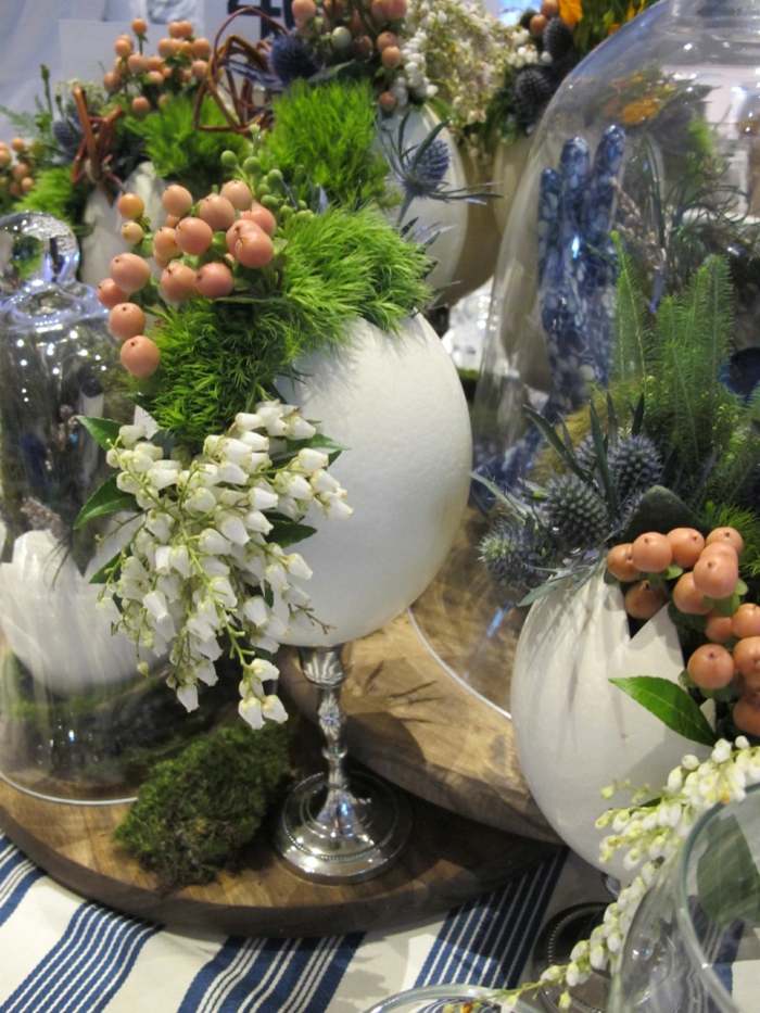 Dôraz na kvety a iný dekor slávnostné aranžmán-s-kvetmi-od-Carolyne-Roehm