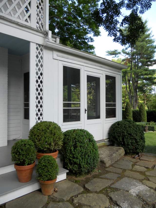 záhradné hlinené hrnce dom obytná štruktúra biela oranžová farba umelecké dielo