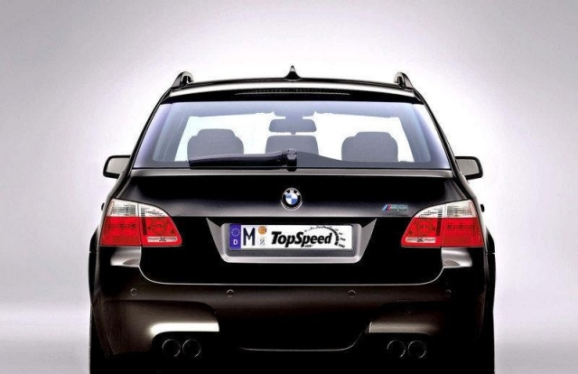 BMW M5 Touring 2007 vzadu BMW M5 Touring vzadu