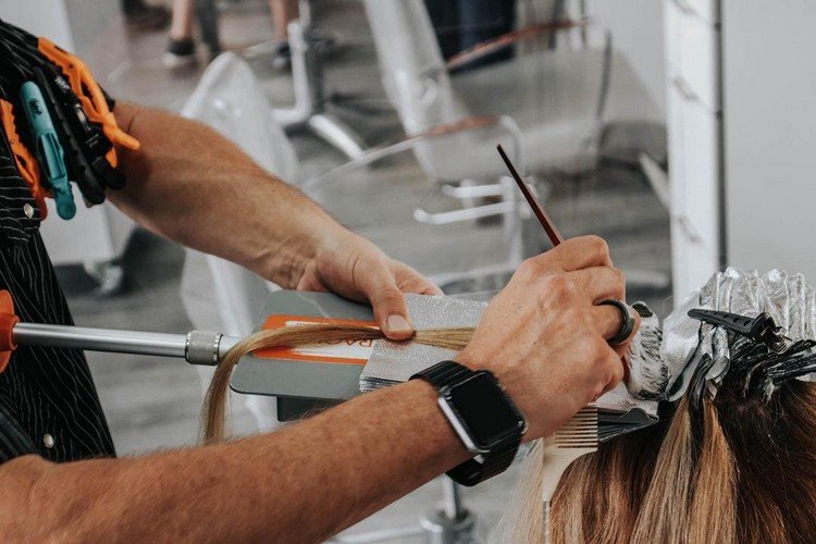 Board balayage technika Blond vlasy s melírom