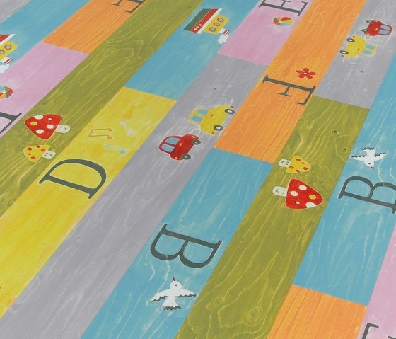 Zaujímavá laminátová detská izba