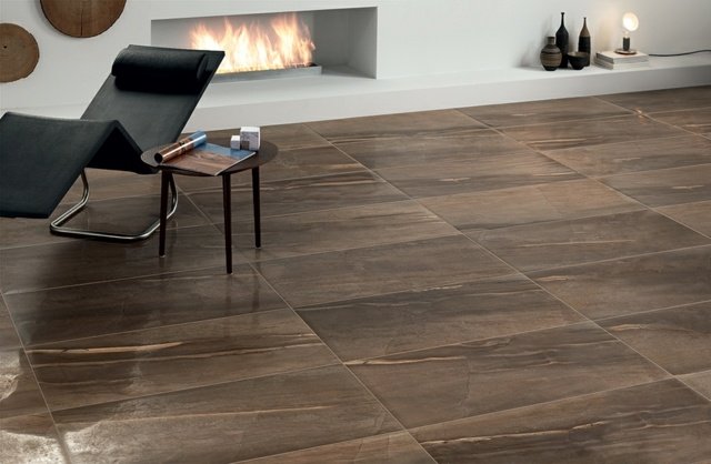 Podlaha obývacia izba neustále vyberať mudstone Obývacia izba neustále vyberá kreslo z tmavohnedej farby