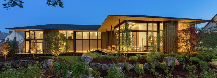 previs podlaha-strop-okno-sklenené fronty-dom-strecha