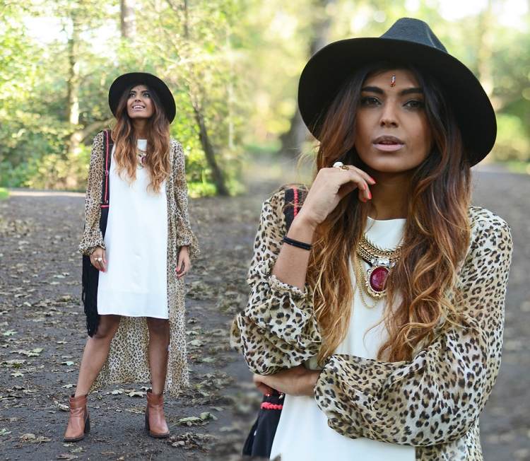 Kimono s atraktívnou potlačou zvierat a jednoduchými šatami Boho-chic-fashion-white-fedora-ankle-oots-leoprint-kimono-exotické šperky